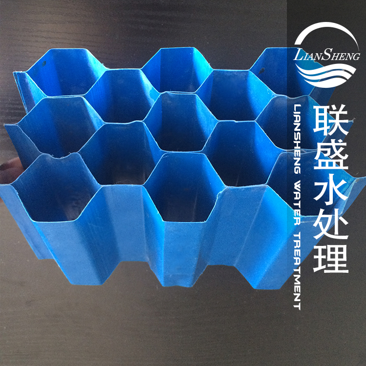 PVC防腐防紫外線蜂窩斜管 PVC防腐防紫外線蜂窩斜管